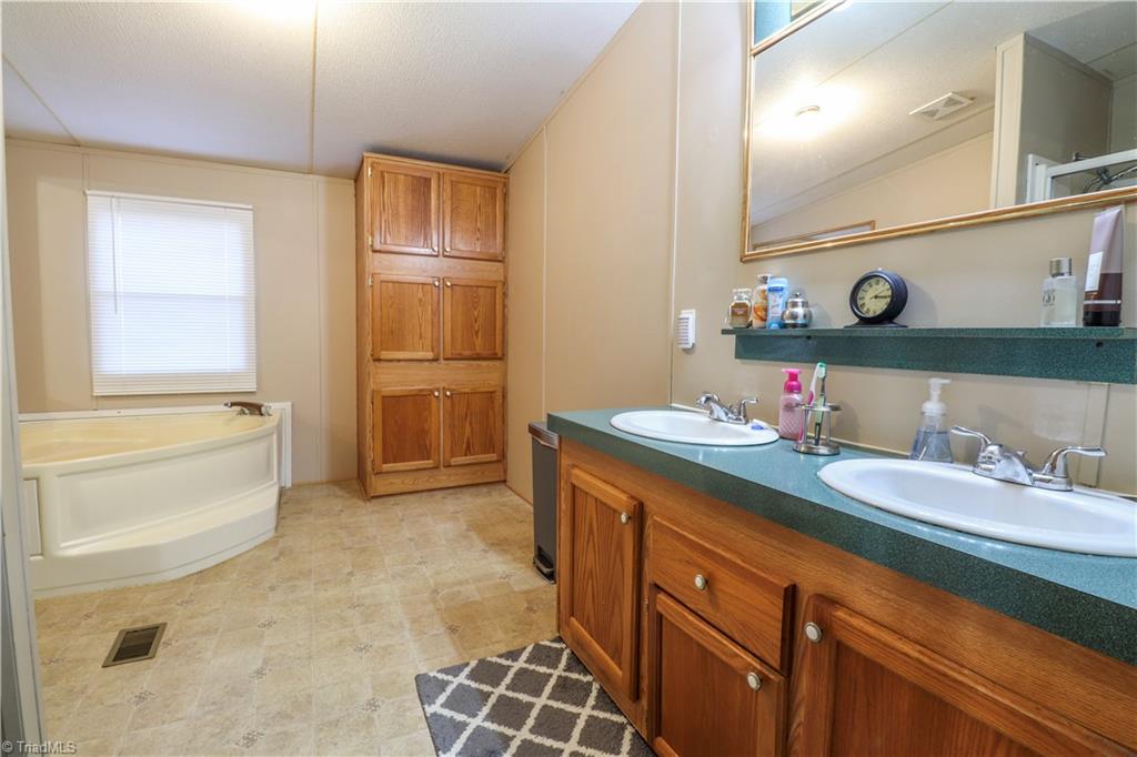 229 Monarch Road Summerfield, NC 27358 - Photo 25 of 40 Gallery Image 25