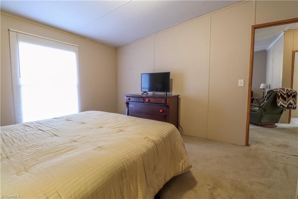 229 Monarch Road Summerfield, NC 27358 - Photo 27 of 40 Gallery Image 27