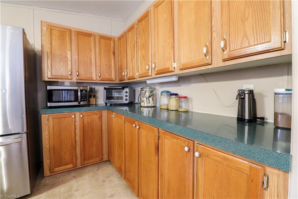 229 Monarch Road Summerfield, NC 27358 - Photo 6 of 40 Gallery Image 6