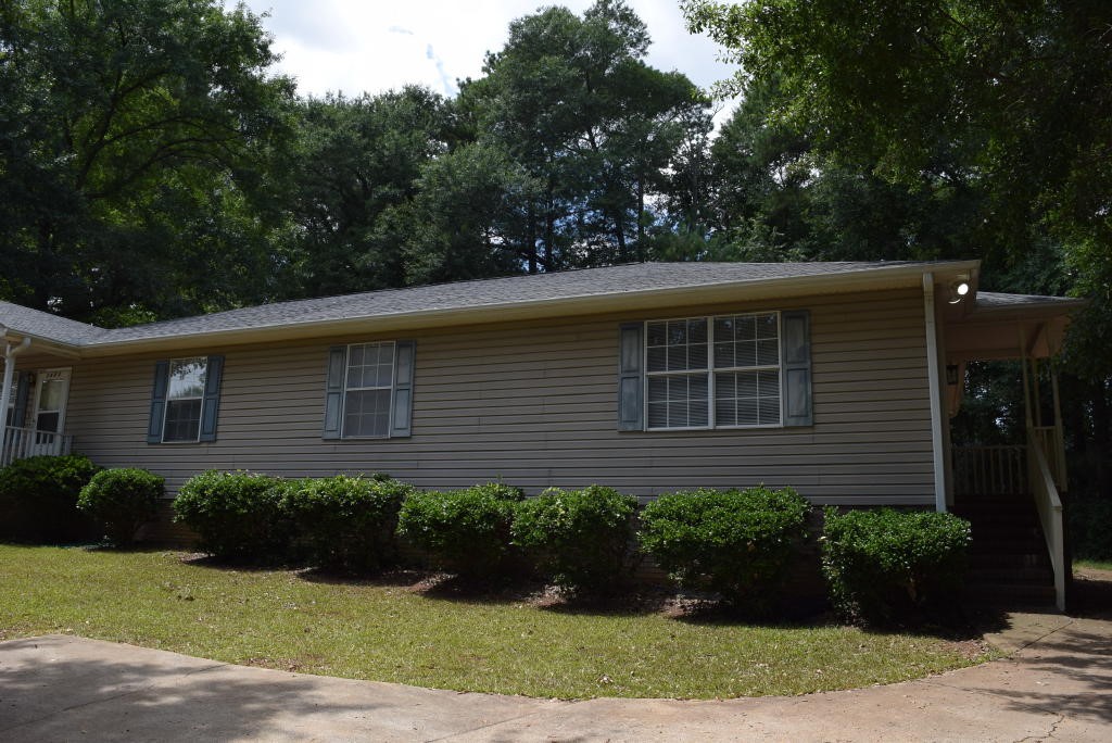 1807-1809 East Calhoun Street Anderson, SC 29621 - Photo 3 of 23 Gallery Image 3