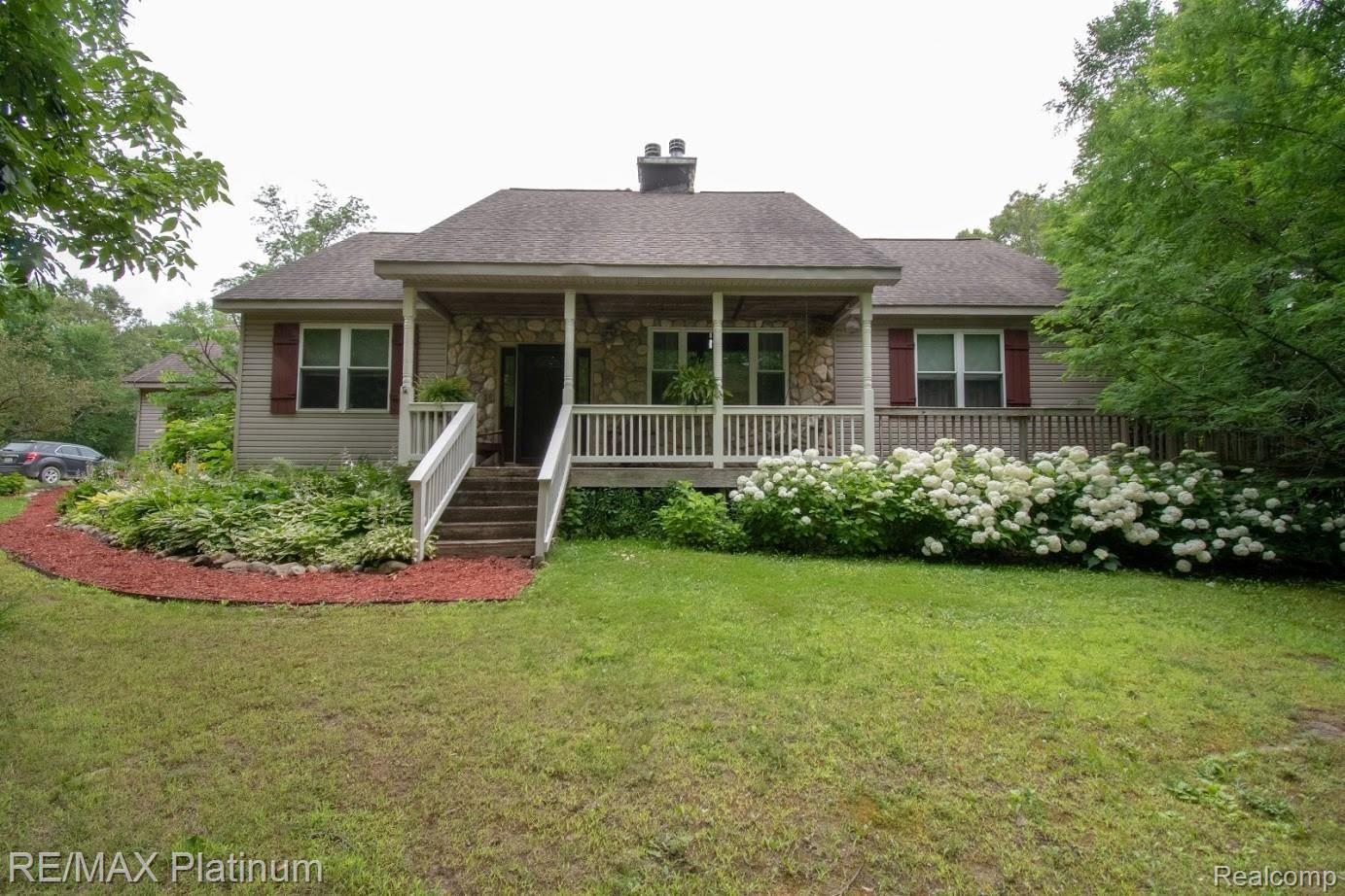4490 Mack Road Howell, MI 48855 - Photo 1 of 35 DSC_6240.jpg