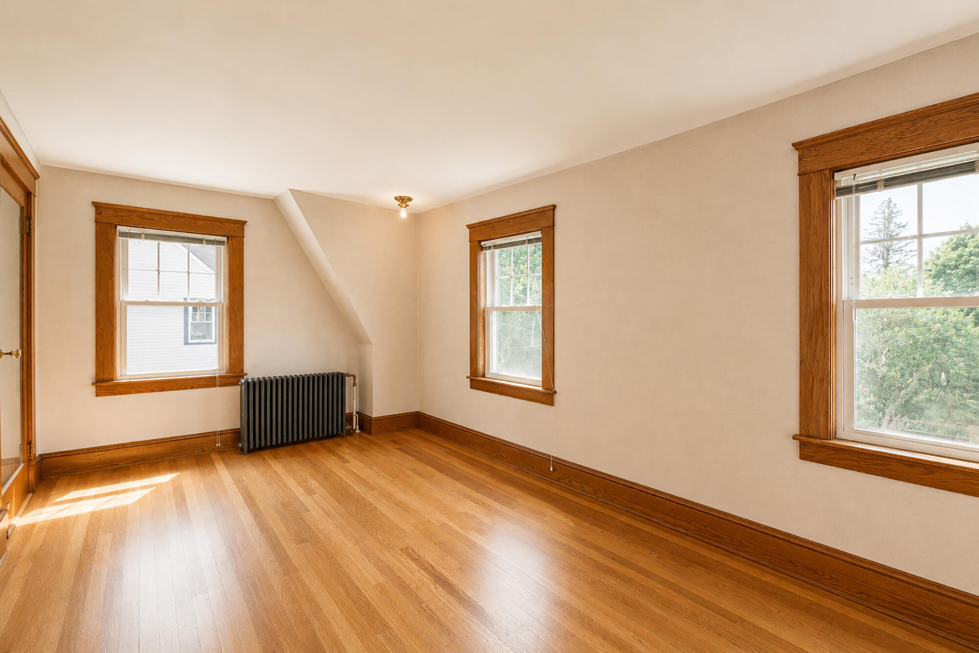 35 Chestnut Street Rockland, ME 04841 - Photo 33 of 44 Bedroom 3