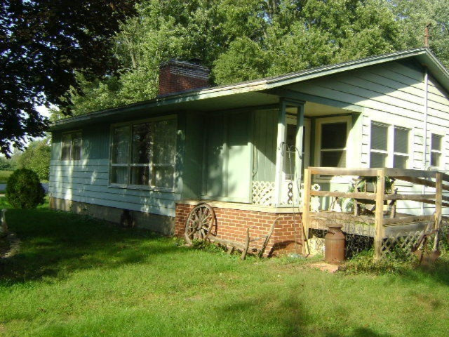 3572 Beeline Road Holland, MI 49424 - Photo 1 of 18 2015-09-15 14.33.54