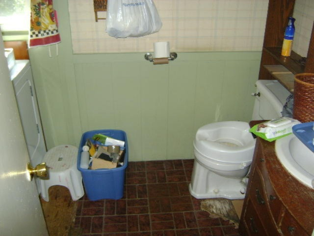 3572 Beeline Road Holland, MI 49424 - Photo 10 of 18 2015-09-16 09.29.40