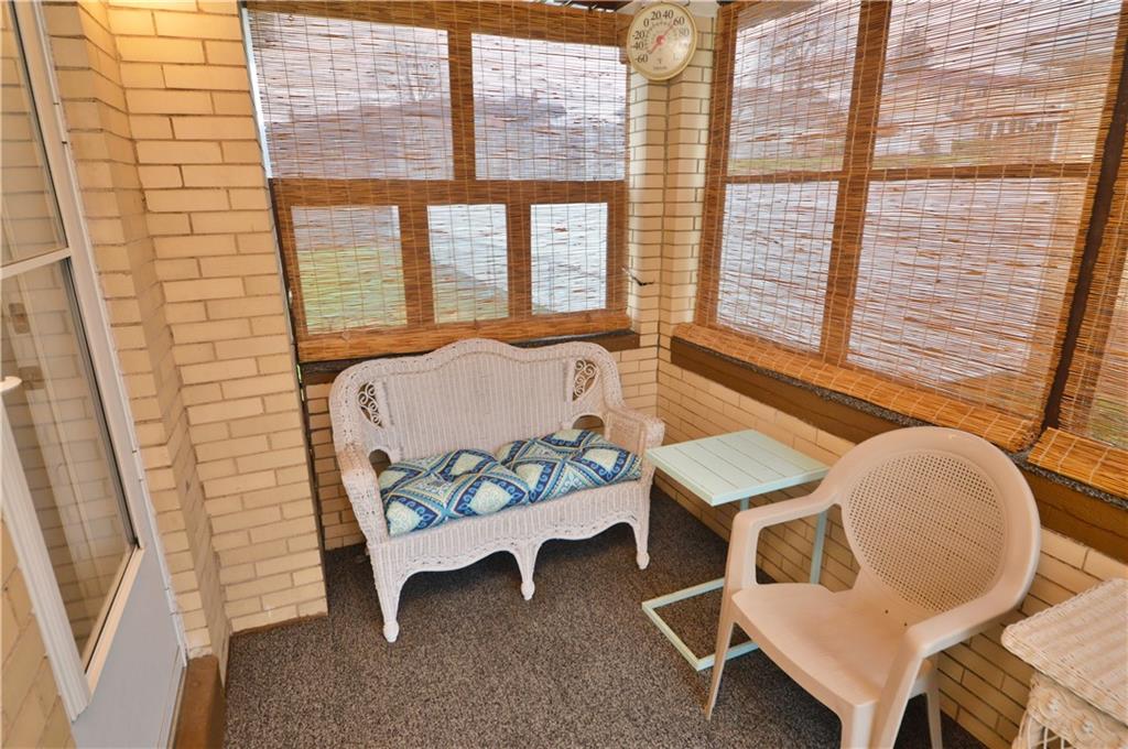 109 Thorncrest Drive McKees Rocks, PA 15136 - Photo 35 of 37 a bedroom with a bed and a window