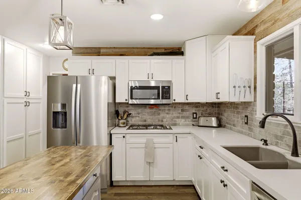 $797,500 | 233 East Turkey Track Lane, Pinetop, AZ 85935