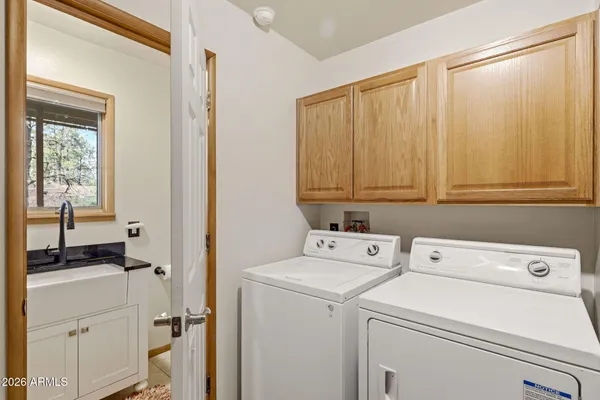 $797,500 | 233 East Turkey Track Lane, Pinetop, AZ 85935