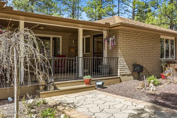 $797,500 | 233 East Turkey Track Lane, Pinetop, AZ 85935