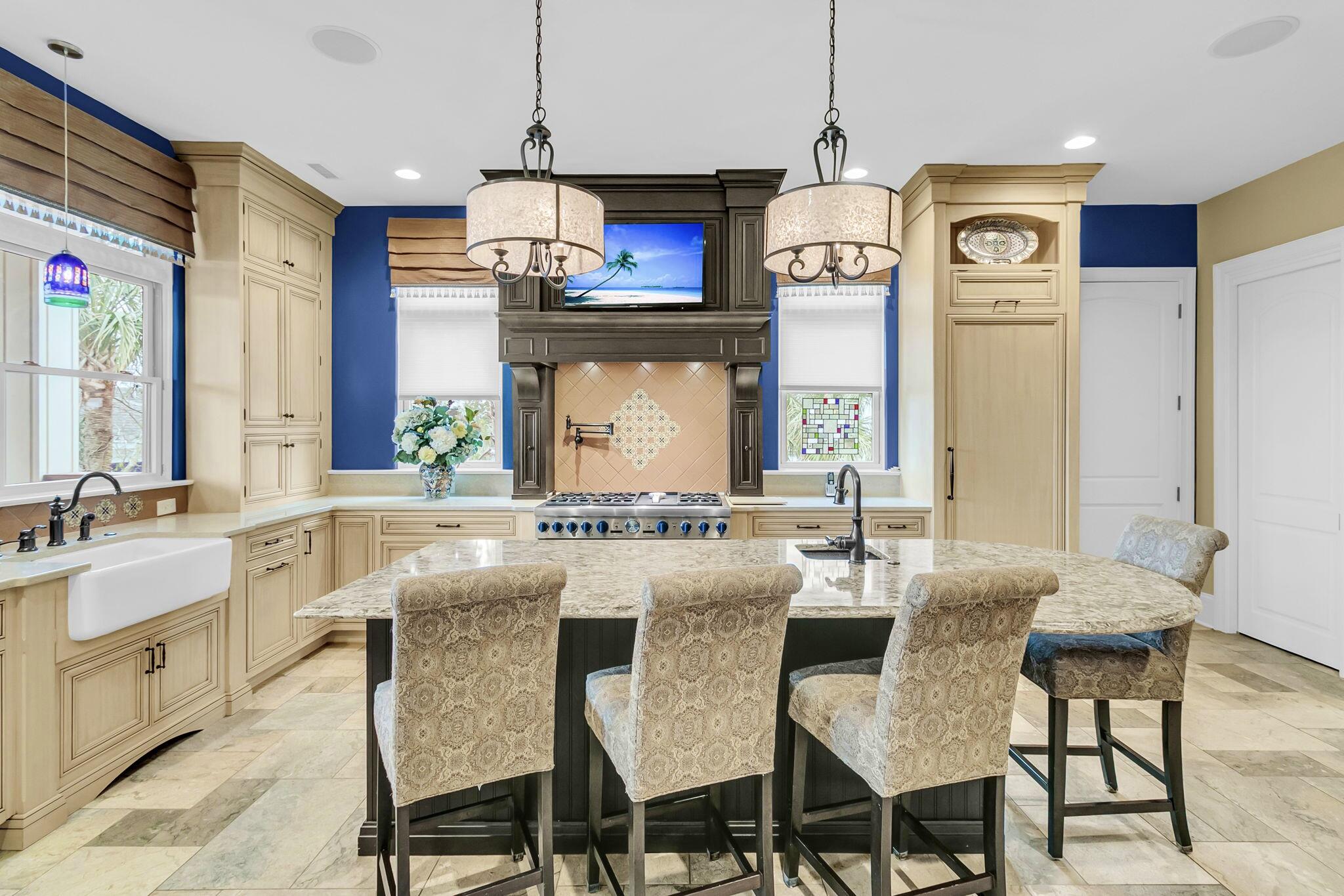 2725 Parkers Landing Road Mount Pleasant, SC 29466 - Photo 34 of 98 IMG_7225