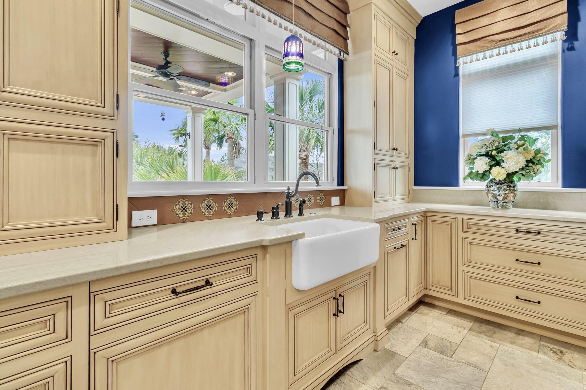 2725 Parkers Landing Road Mount Pleasant, SC 29466 - Photo 38 of 98 IMG_7223