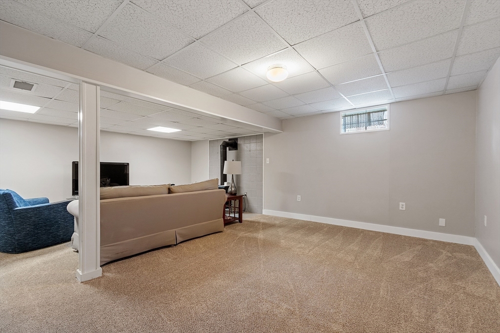 92 Stonegate Road, Unit 92 Chelmsford, MA 01824 - Photo 15 of 32