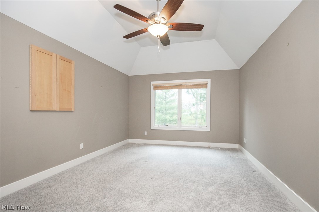 7282 Holzhauer Road Northfield, OH 44067 - Photo 14 of 47 Primary bedroom