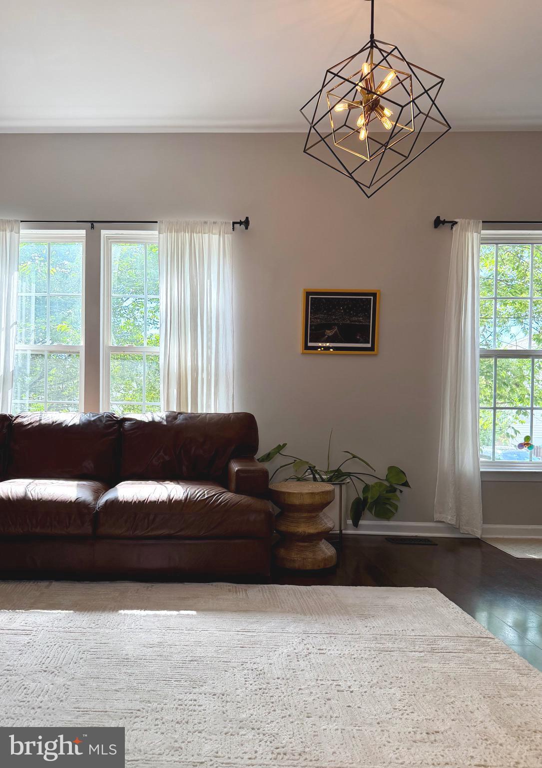 7108 Wheeling Way Gainesville, VA 20155 - Photo 22 of 45 a living room with furniture and a window