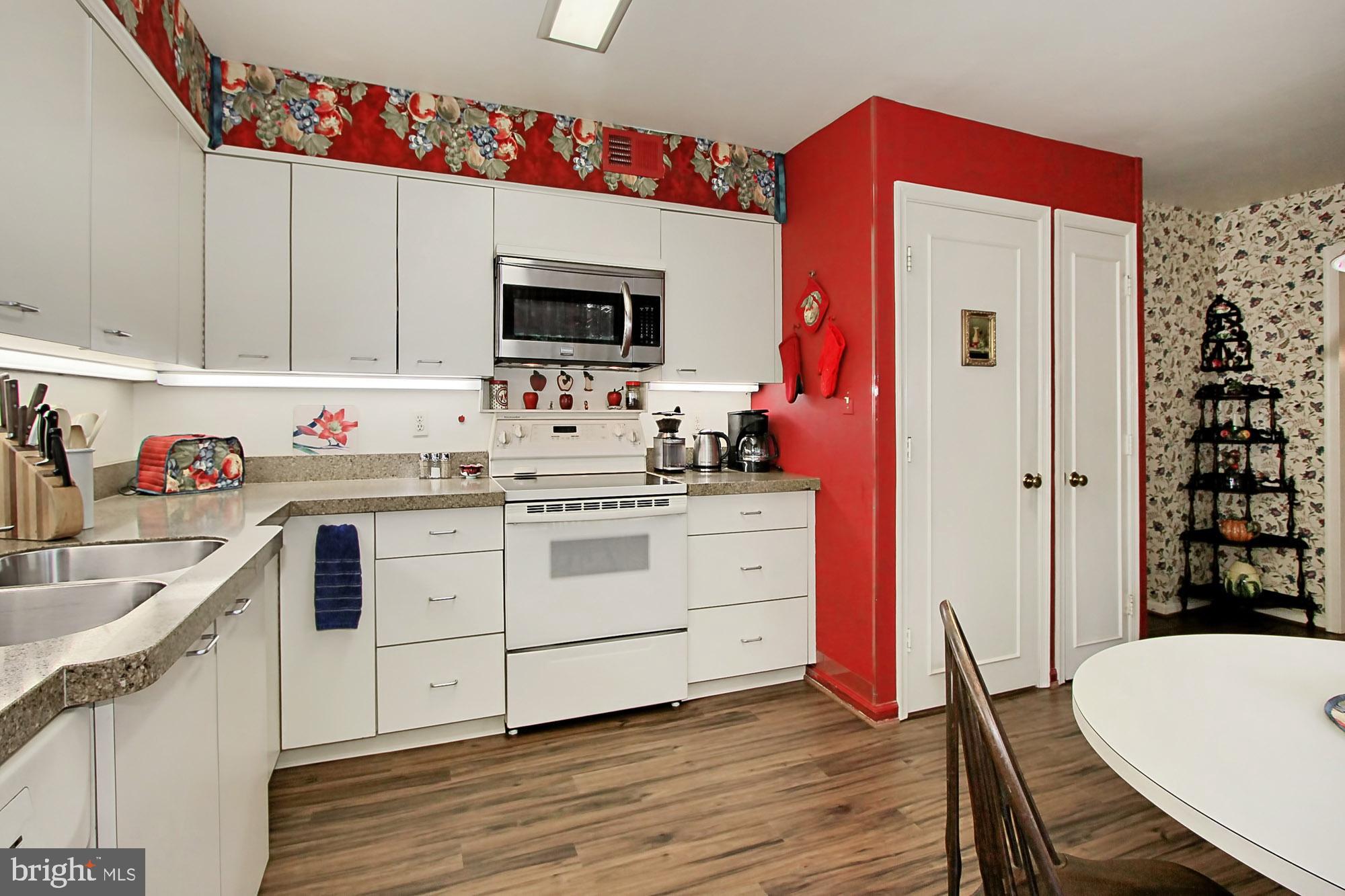 8330 Wickham Road Springfield, VA 22152 - Photo 15 of 41 Gallery Image 15