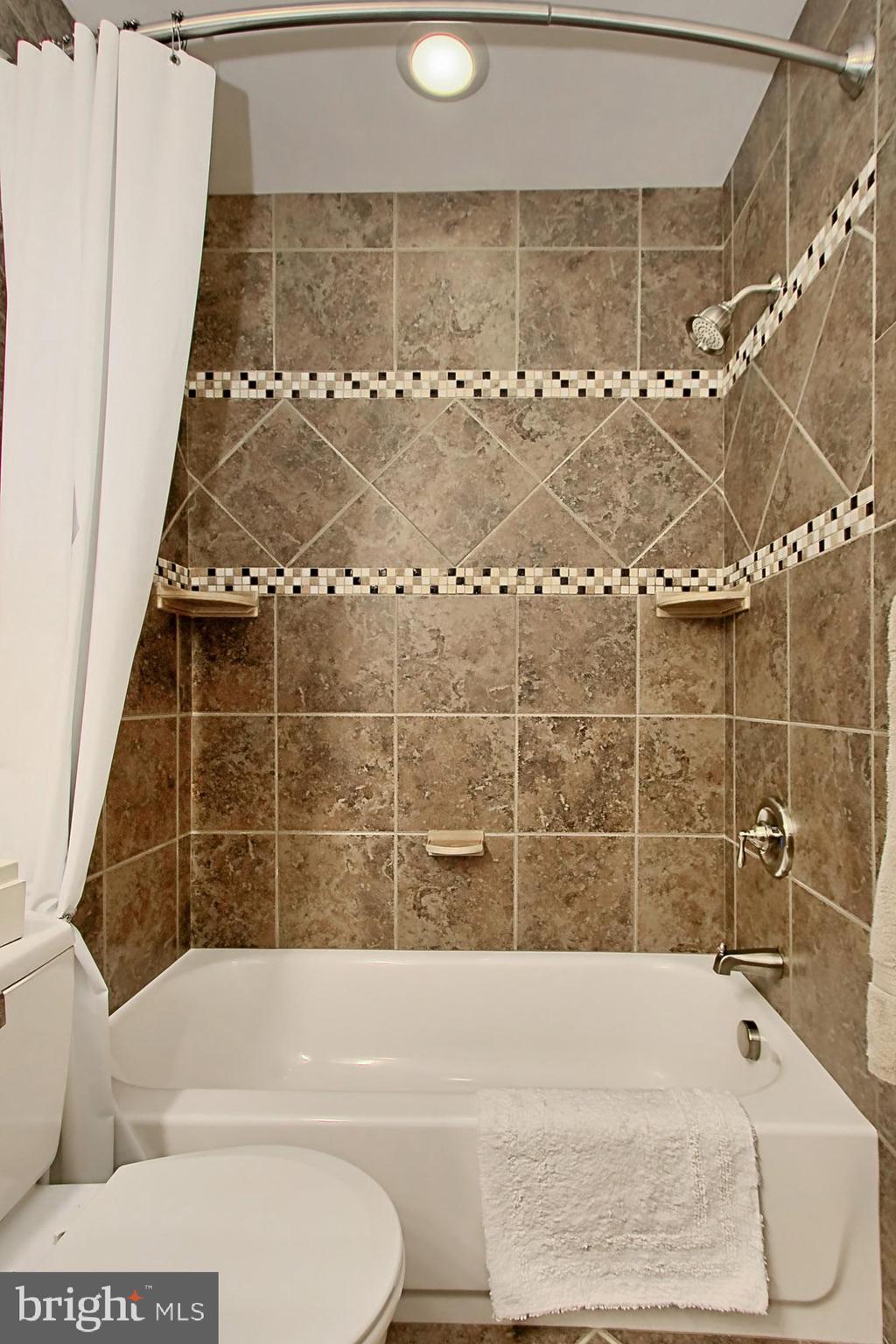 8330 Wickham Road Springfield, VA 22152 - Photo 30 of 41 Updated Upper Hall Bath