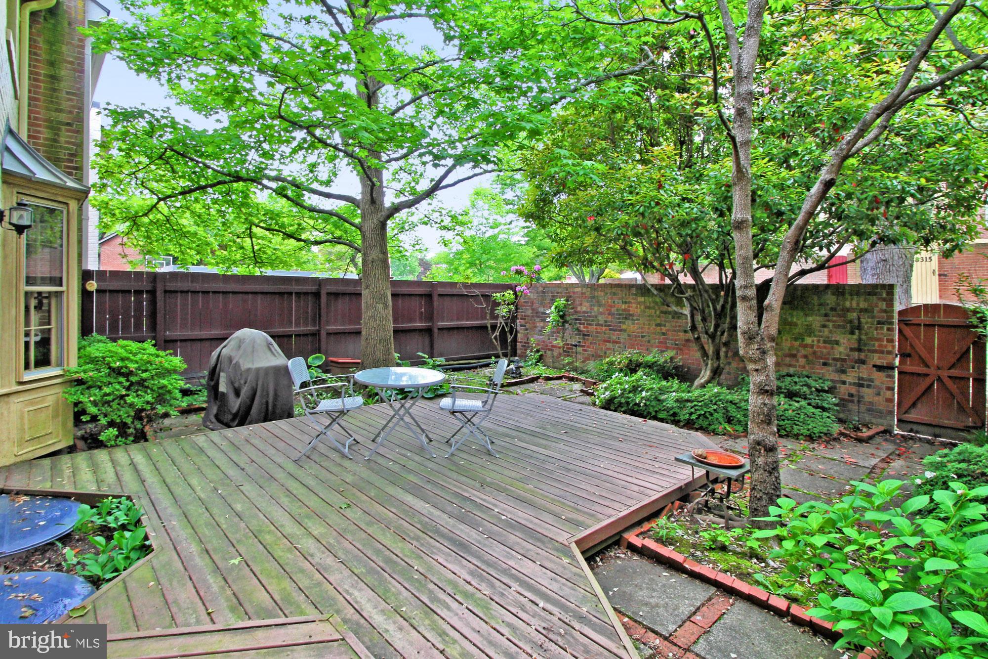 8330 Wickham Road Springfield, VA 22152 - Photo 36 of 41 Expansive Deck
