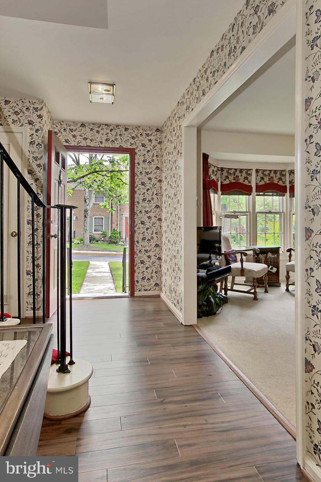 8330 Wickham Road Springfield, VA 22152 - Photo 5 of 41 Gallery Image 5