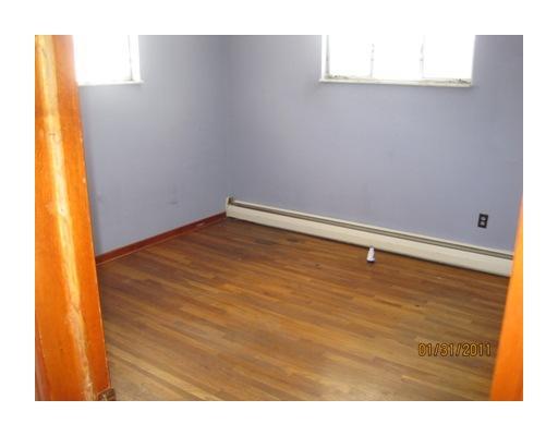 503 Fair Oaks Street McKees Rocks, PA 15136 - Photo 6 of 7 Bedroom.