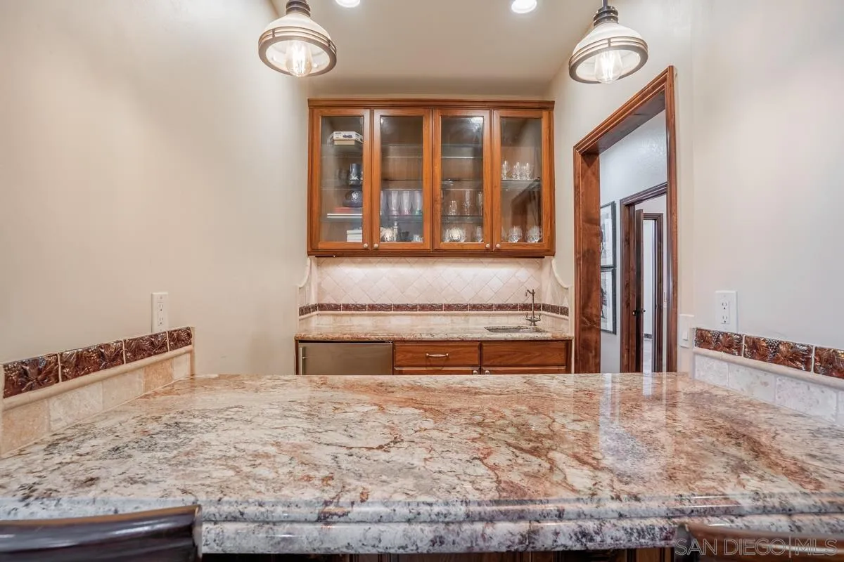 16072 Cross Fox Court Poway, CA 92064 - Photo 27 of 70