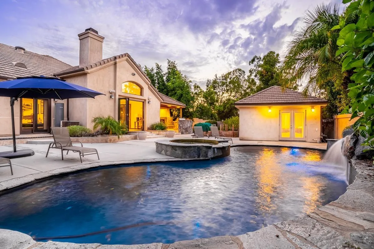 16072 Cross Fox Court Poway, CA 92064 - Photo 37 of 70 a view of a house with swimming pool and sitting area
