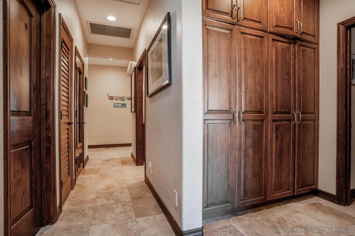 16072 Cross Fox Court Poway, CA 92064 - Photo 55 of 70 a view of a hallway with closet area