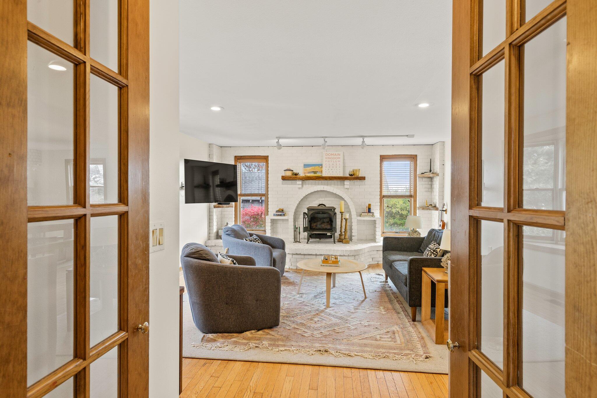 64 Shore Road Truro, MA 02666 - Photo 8 of 49 11-web-or-mls-64-shore-rd