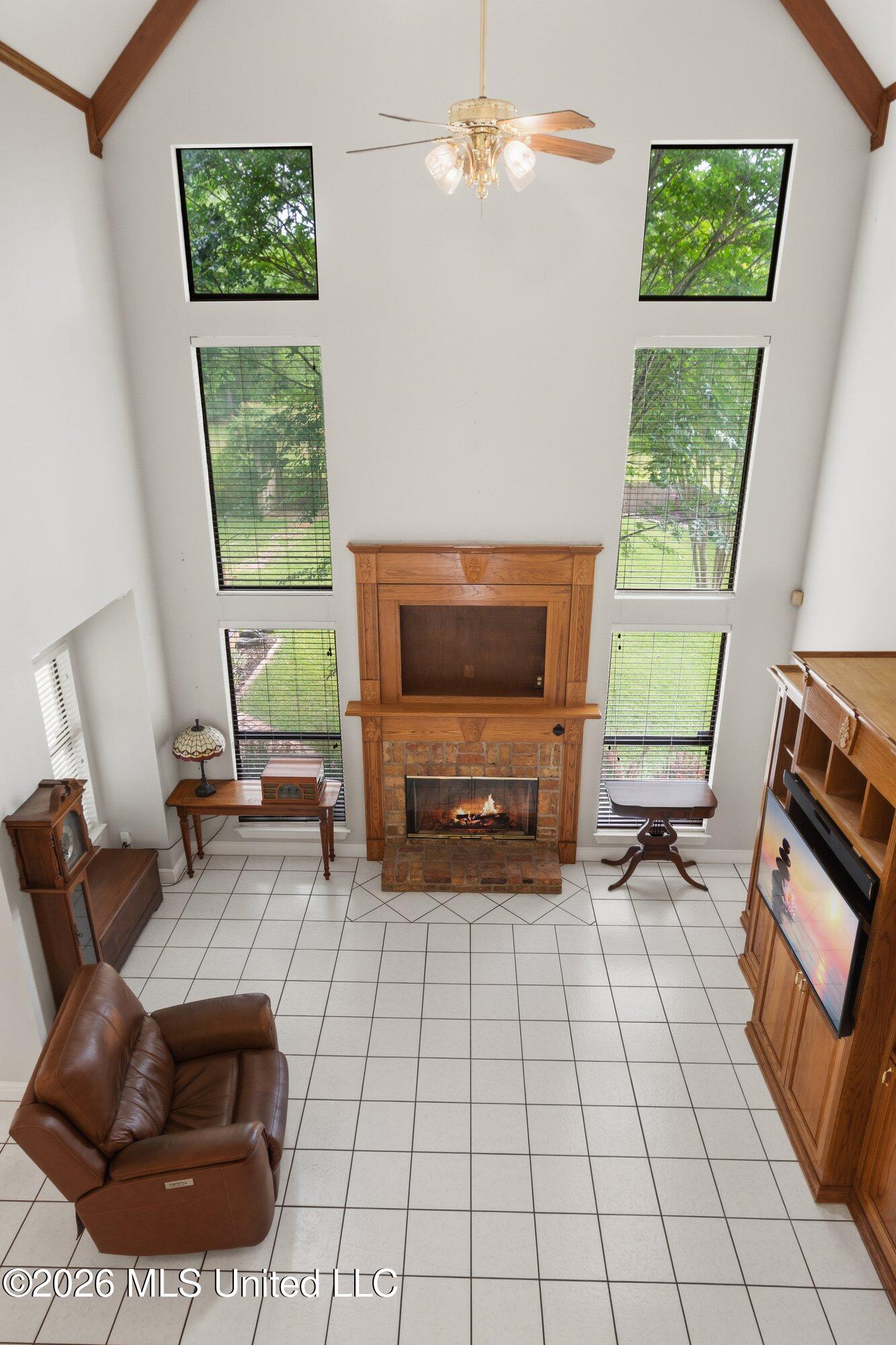 18029 Commission Road Long Beach, MS 39560 - Photo 4 of 34 Living room