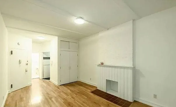 $2,650 | 426 East 81st Street, Unit 4B | Upper East Side
