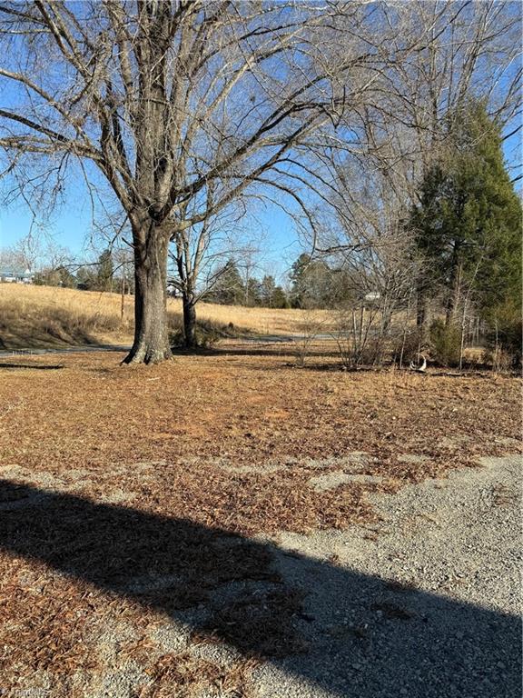 1295 Angell Road Madison, NC 27025 - Photo 11 of 22