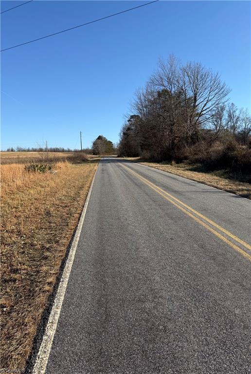 1295 Angell Road Madison, NC 27025 - Photo 8 of 22