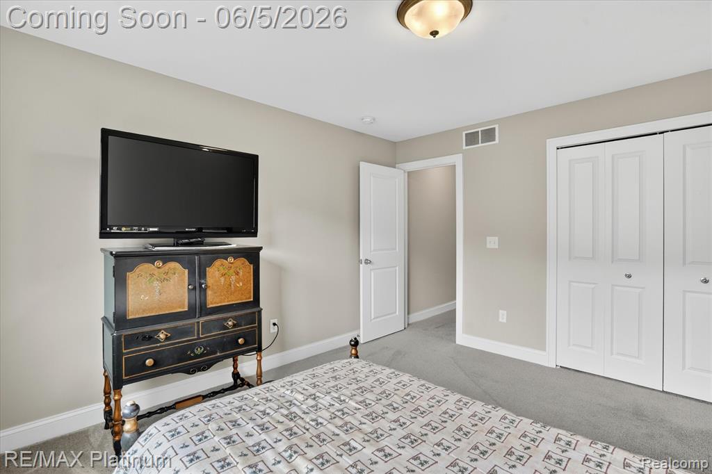 465 Hosta, Unit 82 Howell, MI 48843 - Photo 23 of 44