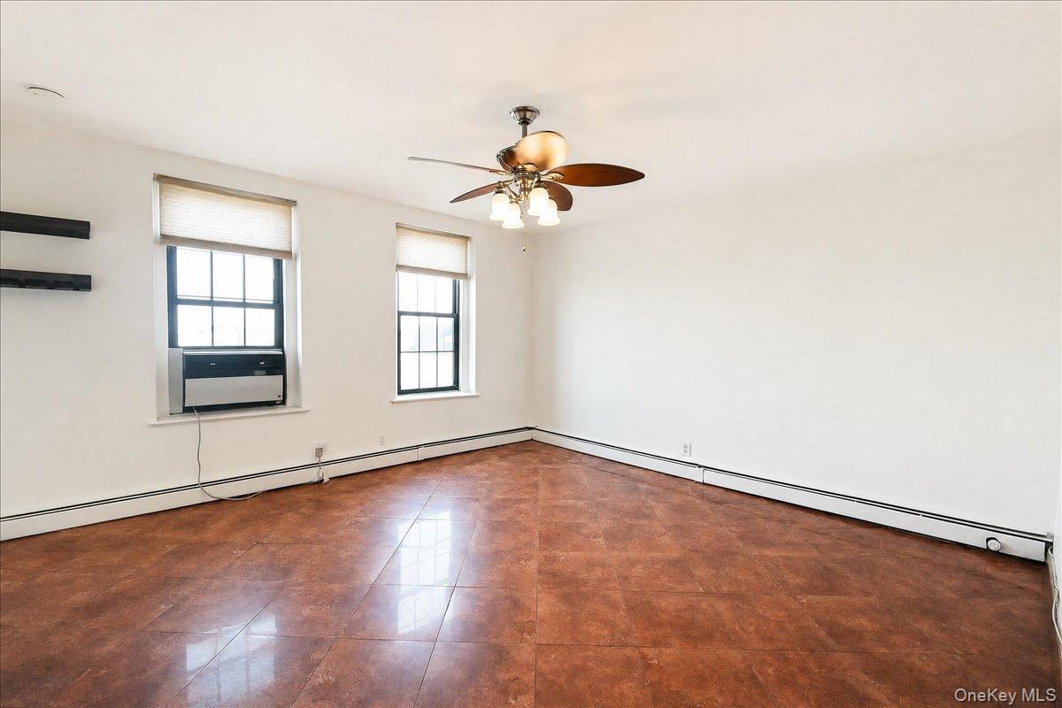 310 Riverside Boulevard, Unit 3I Long Beach, NY 11561 - Photo 7 of 16 Gallery Image 7