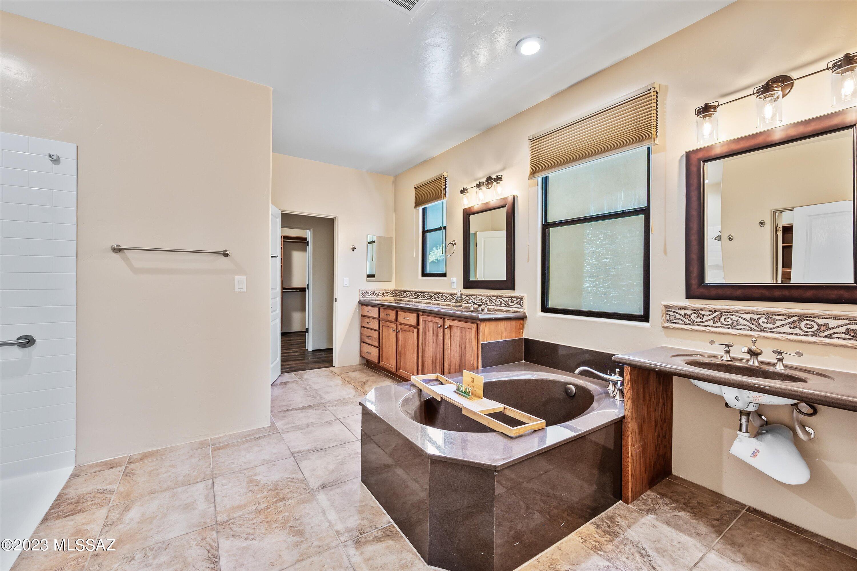 394 East Cedarvale Road Tucson, AZ 85704 - Photo 19 of 41