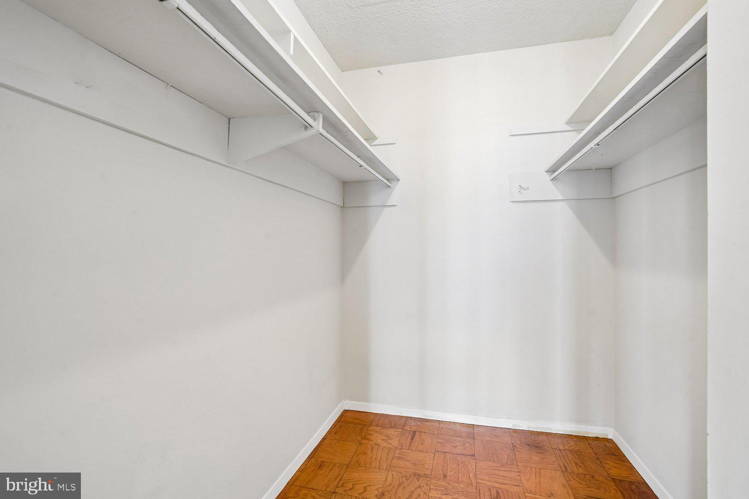 4141 North Henderson Road, Unit 904 Arlington, VA 22203 - Photo 24 of 46 Walk In Closet