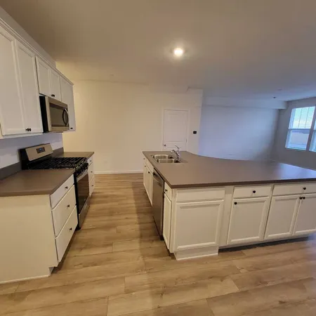 $3,200 | 2227 Horseshoe Circle, Unit 2227, Naperville, IL 60564