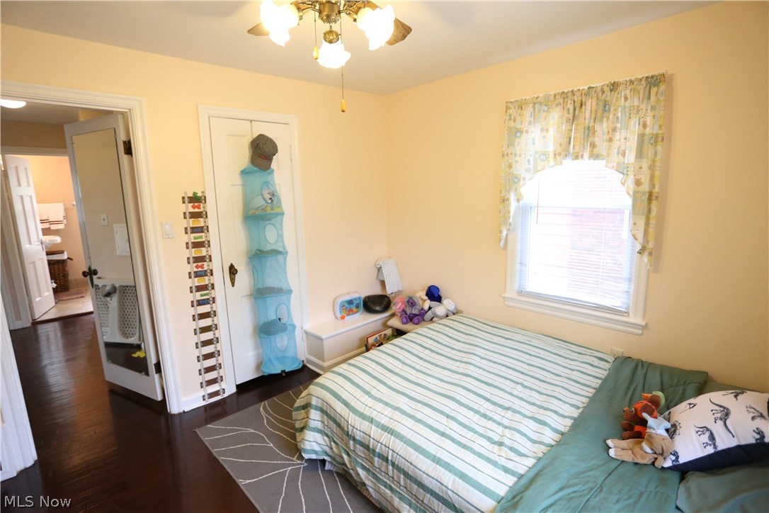 2236 Cranston Road Cleveland, OH 44118 - Photo 17 of 24