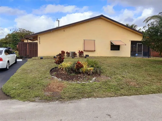 $2,200 | 6345 Southwest 22nd Court, Miramar, FL 33023