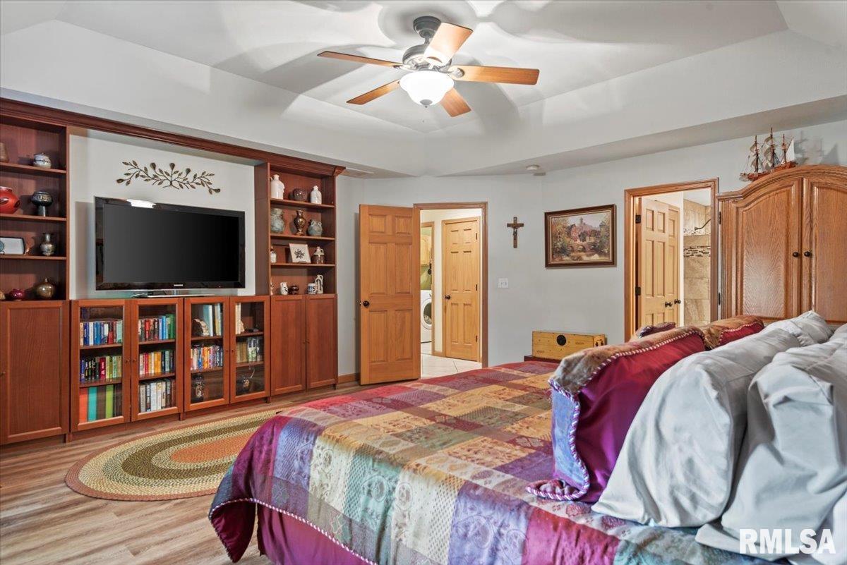 221 Huntington Road Chatham, IL 62629 - Photo 21 of 44 Gallery Image 21