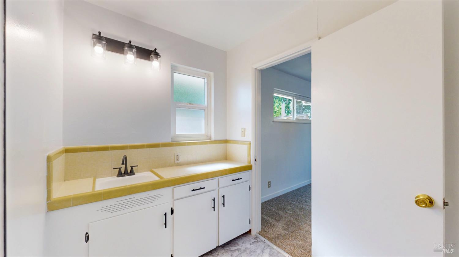 592 South Avenue Santa Rosa, CA 95407 - Photo 40 of 55