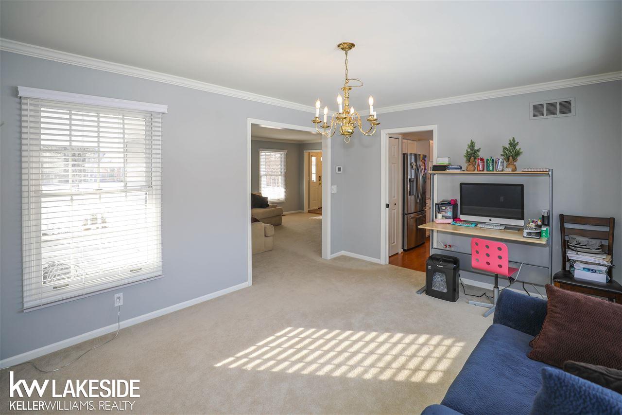 1494 Royal Crescent Street Rochester, MI 48306 - Photo 14 of 37 50065452-13.JPG