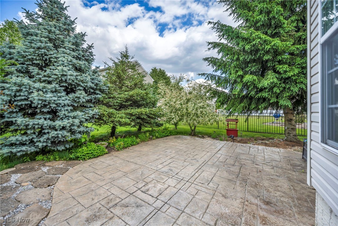 143 Stone Ridge Way Berea, OH 44017 - Photo 43 of 47 View of patio / terrace