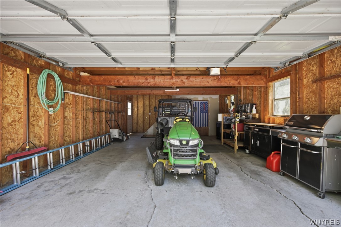 4441 Tonawanda Creek Road Pendleton, NY 14120 - Photo 40 of 50 1st fl of garage/barn