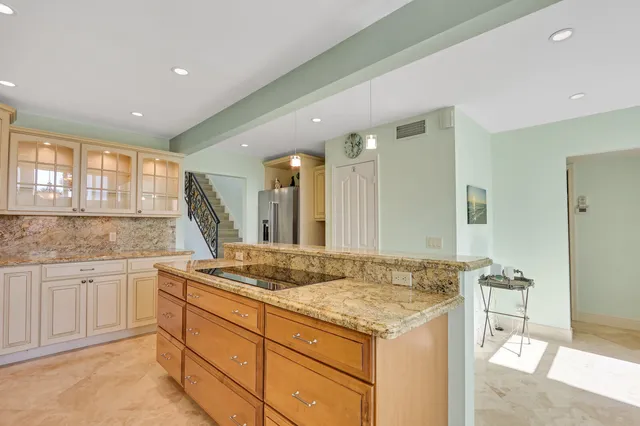 $649,000 | 2051 Northeast Ocean Boulevard, Unit A21, Stuart, FL 34996