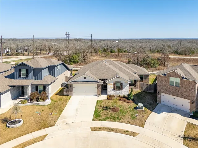 $369,900 | 6344 Spartan Drive, College Station, TX 77845