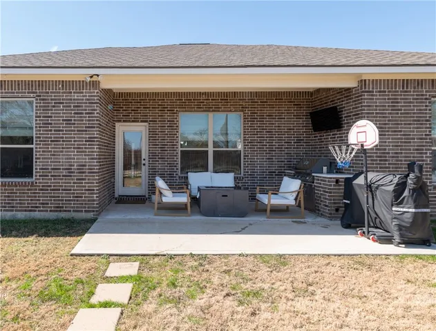 $369,900 | 6344 Spartan Drive, College Station, TX 77845
