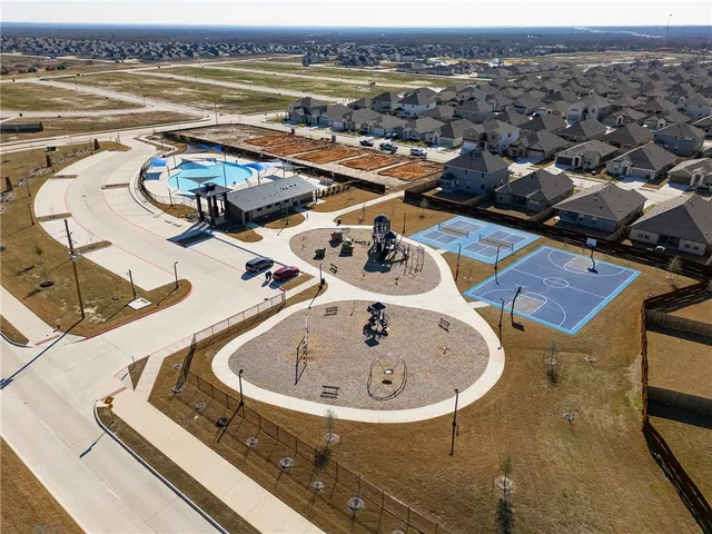 $369,900 | 6344 Spartan Drive, College Station, TX 77845