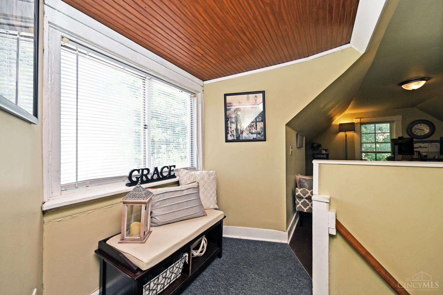 1520 William Howard Taft Road Cincinnati, OH 45206 - Photo 20 of 43