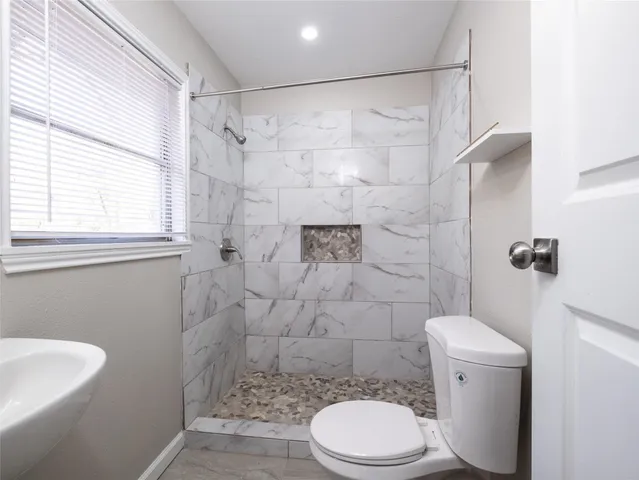 $1,850 | 3215 Soway Street, Houston, TX 77080