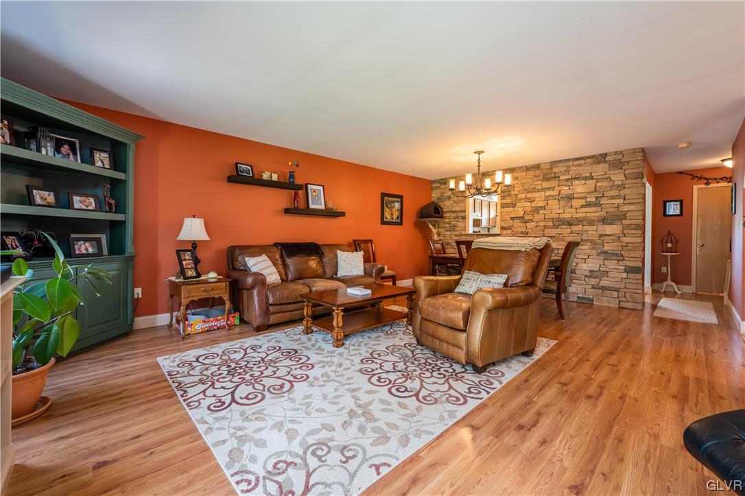 308 Ridgeview Drive Alburtis, PA 18011 - Photo 14 of 35 Great Room