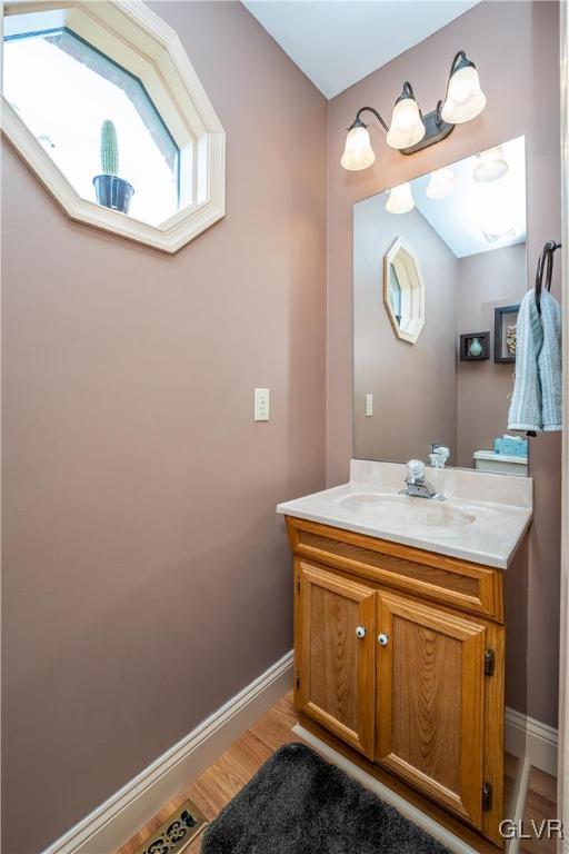 308 Ridgeview Drive Alburtis, PA 18011 - Photo 19 of 35 2nd Floor Half Bath
